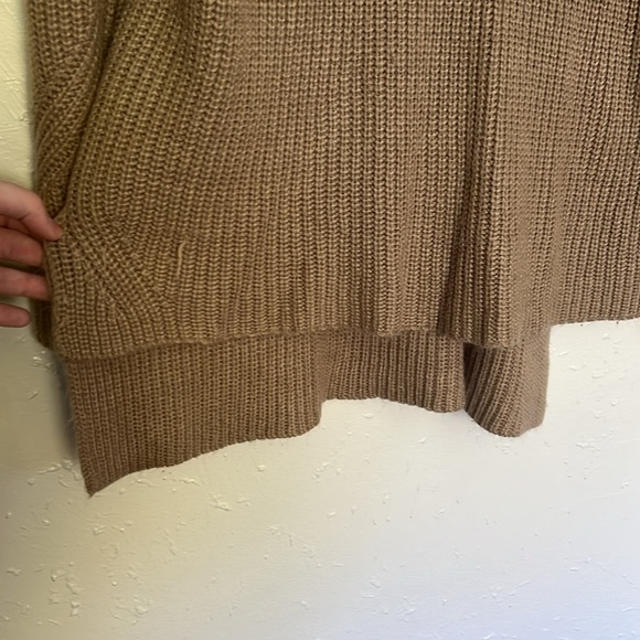 ‼️Forever 21 sweater - Picture 5 of 7